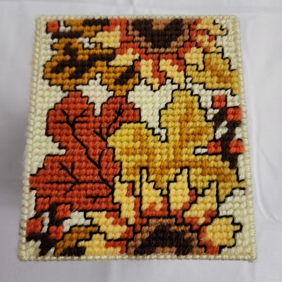 Handmade Tissue Box Cover Fall Leaf and Sunflower Design - Picture 3 of 11